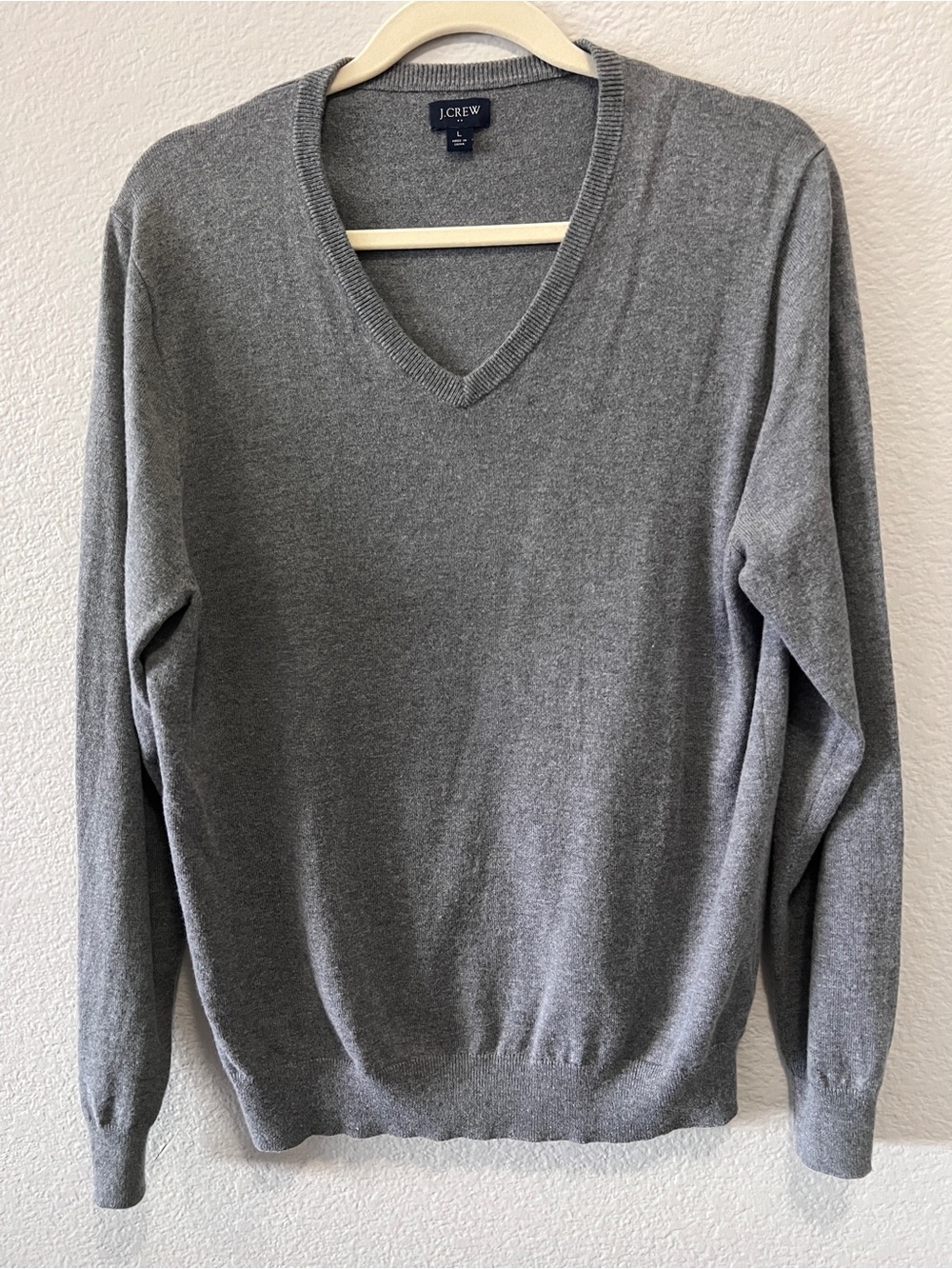 J.Crew Men’s Large V-Neck Sweater Gray Wool Cotton Poly Blend Knit Preppy